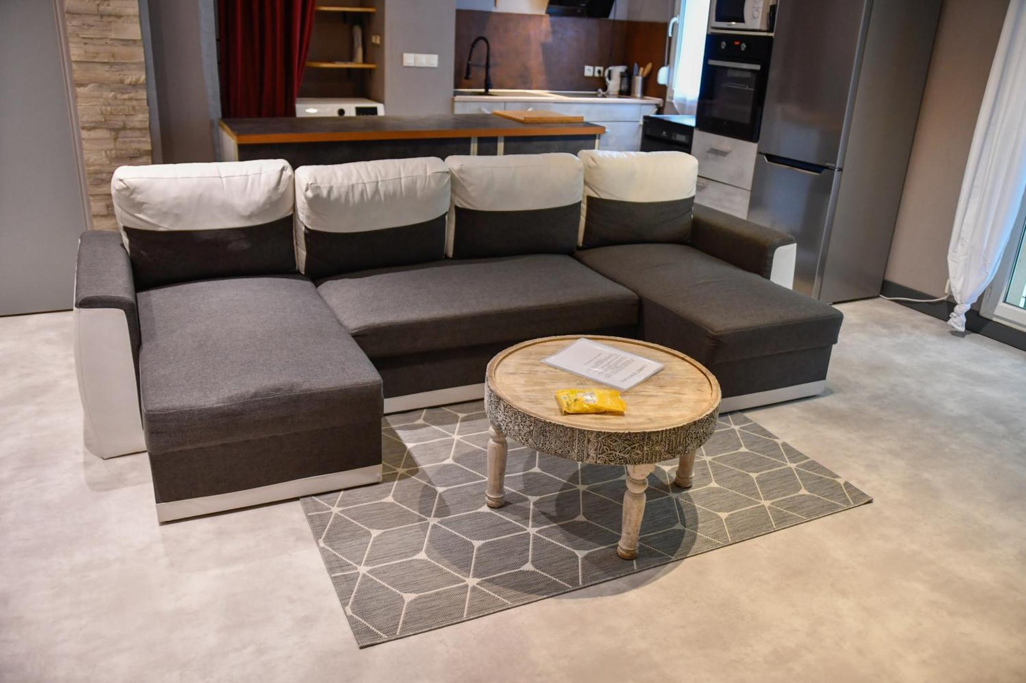 Apartament Calme Et Terrasse Privee Pres De Vichy Bellerive-sur-Allier Zewnętrze zdjęcie